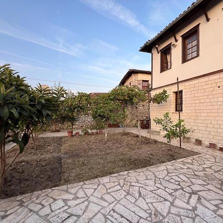 Pjetri House Ξενοδοχείο Μπεράτ Εξωτερικό φωτογραφία