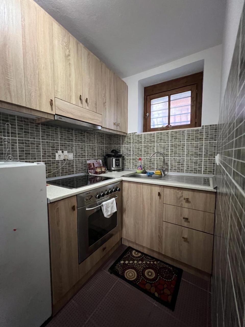 Pjetri House Ξενοδοχείο Μπεράτ Εξωτερικό φωτογραφία